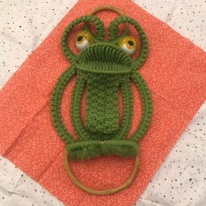 Frog Macrame Wall Hanging / Towel Holder